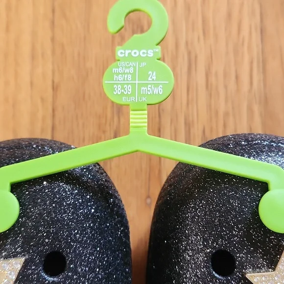 NWT Crocs Black and White Disco Glitter Fuzzy Clogs M6/W8 - Picture 3 of 6
